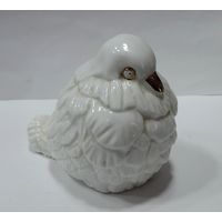 Статуэтка фарфоровая "Птица" 80-е годы Европа. Высота 8 см.