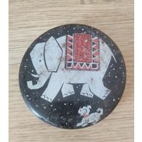 Банка жестяная СССР ( с 1 рубля )