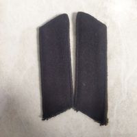 Петлицы - перевёртыши. Солдатская шинель. Байковые, образца 1955 года.  Носились до 1961 года.