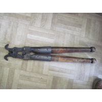Ножницы, кусачики советские саперные с деревянными ручками 62 см..