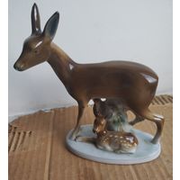 Олениха с олененком Германия Фасольд и Штраух