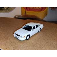 Модель DeAgostini 1/43 Ford Crown Victoria 1:43