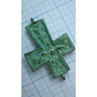 Крестик старинный, нательный. Переливок с энколпиона. Бронза, литье.