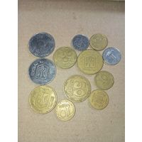 Сборный лот монет Украина  12 монеты  . С рубля .