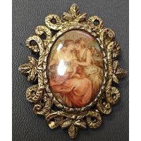 Винтажная брошь, тяжелая. Сюжеты Фрагонара. Чехия времен СССР. Нечастая