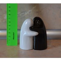 Солонка и перечница .