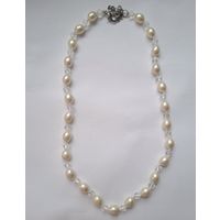 Бусы. Искуст. жемчуг и прозрачные стеклянные кристаллы. Колье