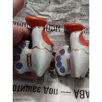 2 солонки,петушки