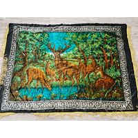 Плюшевый настенный ковёр