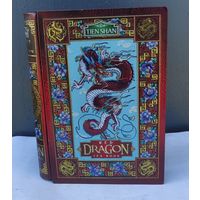 Жестяная коробка из-под чая, в виде книги