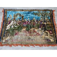 Плюшевый настенный ковёр