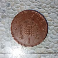 1 пенни 2001 года Великобритания. Королева Елизавета 2. Шикарная шоколадная родная патина!