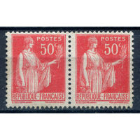 Франция - 1933г. - аллегория, 50 с - 2 марки - сцепка - чистые, без клея. #O-Fr-59-KS-2
