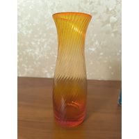 Ваза. Дятьковский завод. 1960 гг. Рубиновое стекло СССР