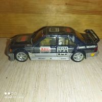 Mercedes 190 E 2,5-16.Minichamps.1/43.