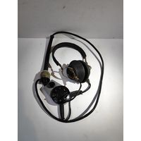 Наушники ТА-56м с тангентой от армейской радиостанции СССР.