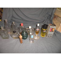 Парфюм и бутылочки из под него времён СССР.С рубля.