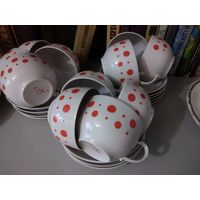 Кружки и блюдца, 6 чайных пар, фарфоровые, Дулево,СССР,