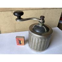 Кофемолка  ручная