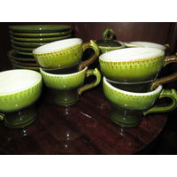 Кофейный сервиз,12 блюдец,5 чашек,сахарница,сливочник.Канаково.ЗИ К.1968 г.С рубля.