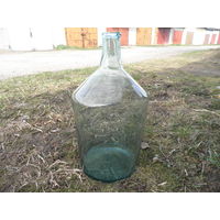 Бутыль под конус,высота 40 см.С рубля.