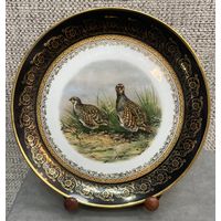 Охотничья фарфоровая тарелка Eschenbach Bavaria. Серые куропатки. Германия 23.5 см.