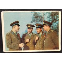 Устинов А. Летчики-космонавты СССР. 1963 г. Чистая