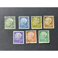 Германия 1957. Профессор Т. Хойсс - Новые размеры и цвета. Полная серия
