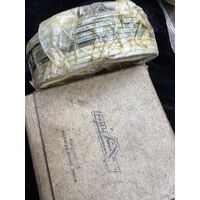 НОВЫЙ советский  ОРИГИНАЛЬНЫЙ заводской комплект поршневых колец на ВК-24. Размер 93.В родной упаковке!