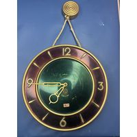 Часы настенные маяк