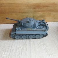 Танк Pz.Kpfw. VI Tiger Ausf. 1:72