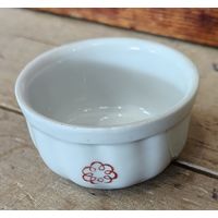 Солонка фарфоровая из СССР
