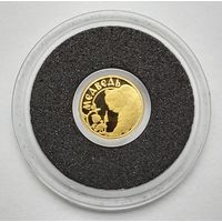 Золотая медаль Медведь 2015 г. Золото 999 проба. 0,5 гр. Proof. Клеймо с пробой. Сертификат.