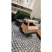 Большой железный грузовик Виз в отличном состоянии.