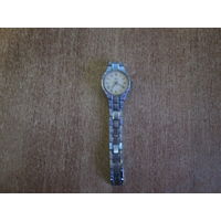 Часы"Луч"женские с браслетом.