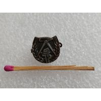 Знак-фрачник ГДР. Герб, пионер, Тельмановец. тяжёлый, редкий