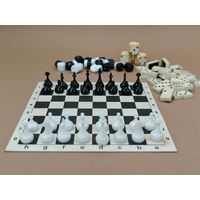 Шахматы дорожные. Игровой набор. Шахматы Шашки Домино Кости. Полный комплект. С рубля.