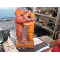 Мужик и медведь, дерево.