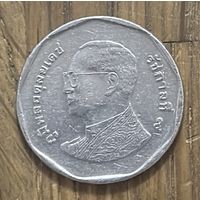 5 Бат Таиланд.