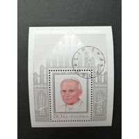 Польша 1979 Блок Mi.76 (silver) с маркой "Визит Папы римского Павла Иоанна II в Польшу" (гашение с клеем) марки Mi.2632 каталог 35.00 евро
