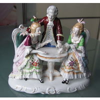 Статуэтка фарфоровая.Игра в карты.Германия.