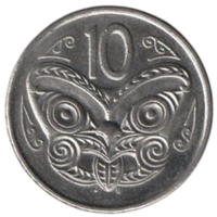 Королевство Новая Зеландия. 10 центов 2001. Маори коруру (резная маска). 4-й тип портрета.