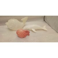 Игрушки -дутыши из СССР. Рыбки и дельфин.