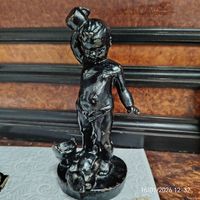 Мальчик с кружкой. 1962 мальчик моется