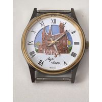 Новые !!! Часы Луч. Кварц. в упаковке и с документом. 1999 год. Красный костел. День. Ночь. солнышко и луна бегают между башенками.Новые . темный корпус. новая батарейка11.12.25г. !!!