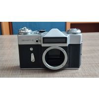 Фотоаппарат Зенит-Е