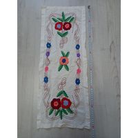 Салфетка вышитая старинная