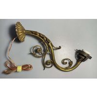 Бронзовый с позолотой старинный канделябр . Светильник