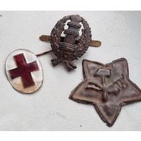 Кокарды: Закон РИ, звезда плуг и молот РККА 20-е, Красный Крест ПМВ, одним лотом