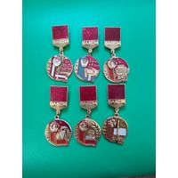 Набор значков ВЛКСМ ордена комсомола